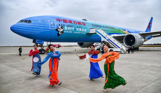 Dual-circulation takes off at China Eastern